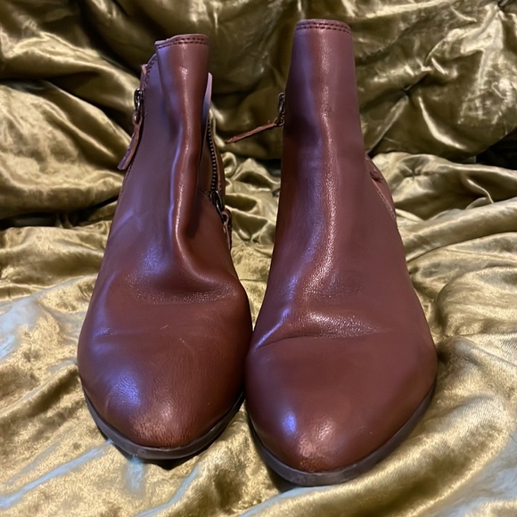 FRYE Judith Zip Bootie 10M Whiskey Leather Side Zip Ankle Boots - Picture 7 of 10